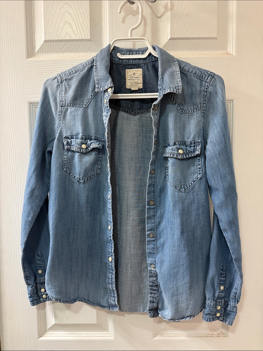 American Eagle Outfitters Vintage Boyfriend Denim Snap-Up Shirt
